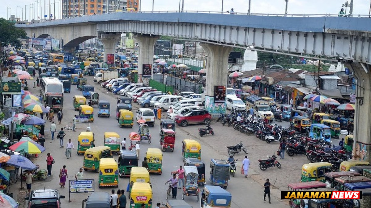 Defunct traffic signals trigger chaos across Agartala, accident fears rise |
