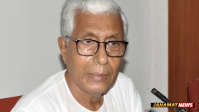 Former Tripura CM Manik Sarkar faces black flag protest at Kalibazar; CPIM, Congress condemn |