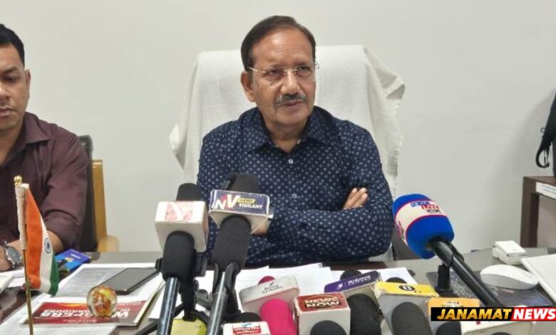 Polling continues beyond 4 PM as nearly 8,000 voters receive slips: SEC |