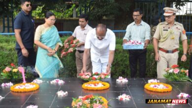 Tripura Governor Indra Sena Reddy Nallu Pays Tribute to Mahatma Gandhi on Gandhi Jayanti at Gandhi Ghat on October 2. |