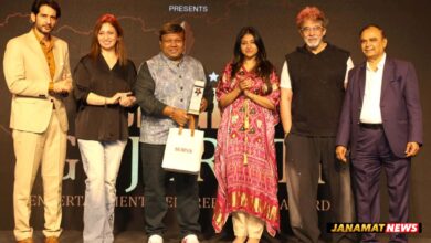 Deepak Tijori, Hiten Tejwani and Bhoomi Trivedi Honour Dr. Khoja. -