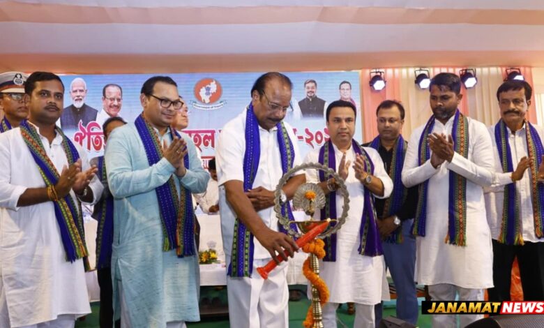 Governor Of Tripura Indrasena Reddy Nallu Inaugurates Three-Day Neermahal Water Festival. -
