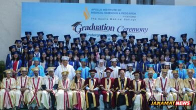 Padma Shri Dr. B. Soma Raju Presents Medical Degree Awards To The UG & PG Students Of Apollo Medical College Hyderabad. -