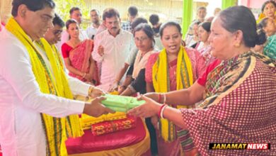 Mayor of Agartala Municipal Corporation (AMC) Dipak Majumder distributed clothes among poor and needy people in Ker Chowmuhani area of Agartala on October 14. |